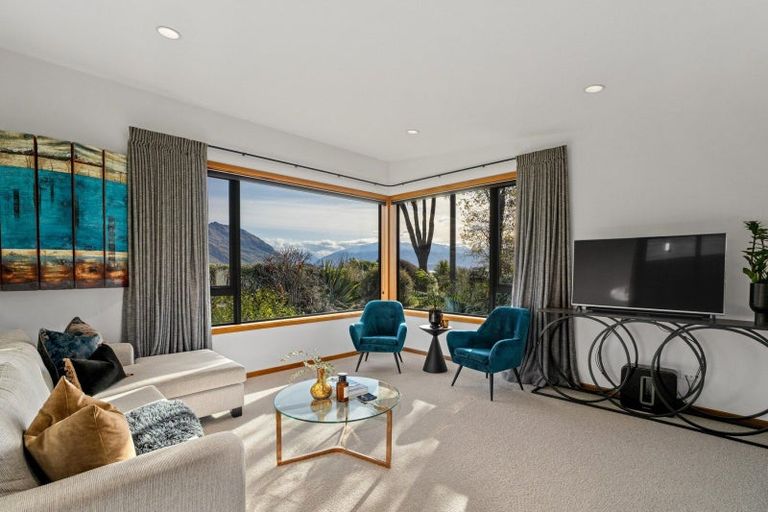 Photo of property in 187 Stone Street, Wanaka, 9305