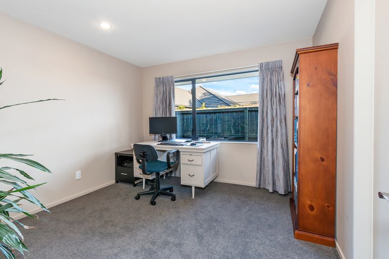 Photo of property in 26 Coppinger Terrace, Aidanfield, Christchurch, 8025