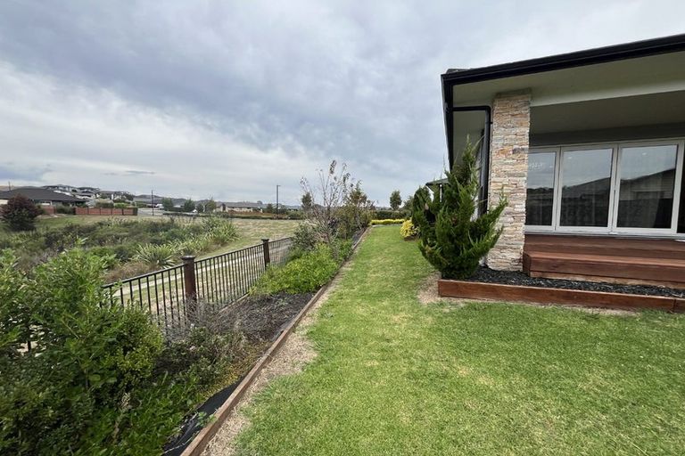 Photo of property in 90 Hillpark Drive, Pokeno, 2402