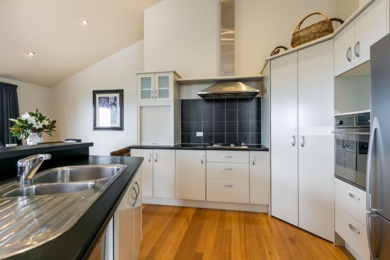 Photo of property in 130a Priestley Terrace, Bluff Hill, Napier, 4110