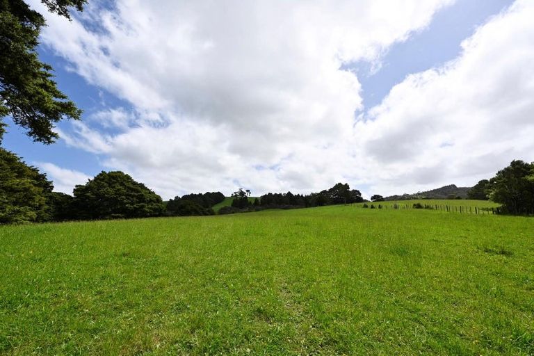 Photo of property in 22 Colgan Lane, Waitoki, Kaukapakapa, 0871