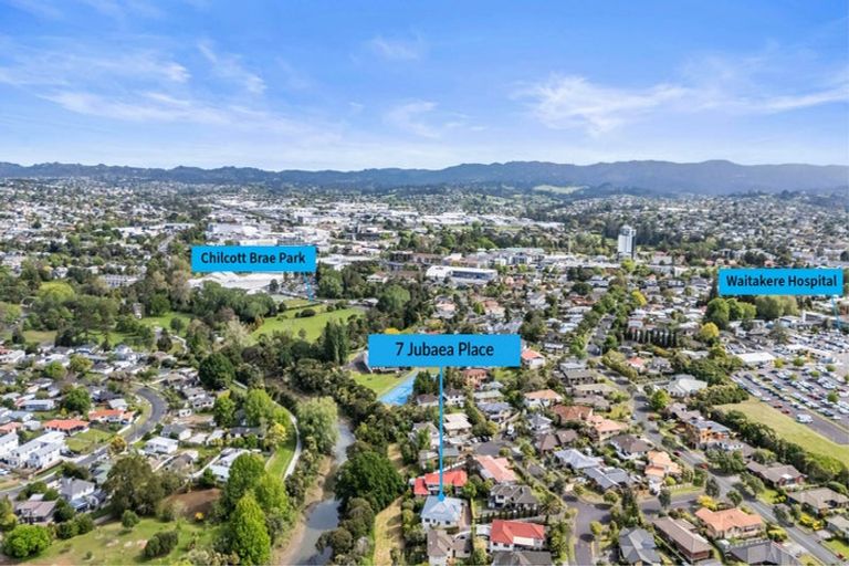 Photo of property in 7 Jubaea Place, Henderson, Auckland, 0610