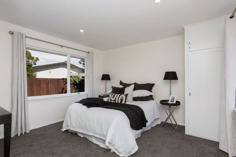 Photo of property in 15 Suffolk Street, Phillipstown, Christchurch, 8011