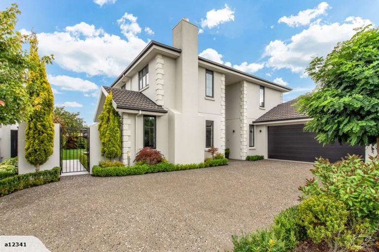 Photo of property in 15 Riverbank Road, Northwood, Christchurch, 8051