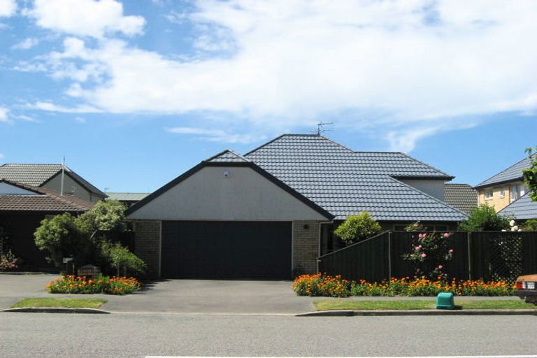 Photo of property in 2 Wittys Road, Avonhead, Christchurch, 8042