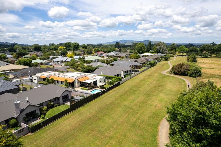 Photo of property in 21 Alba Place, Cambridge, 3434