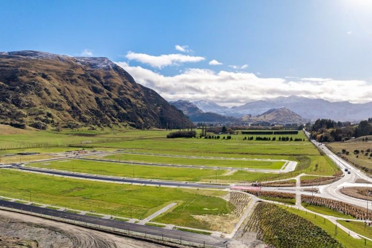 Photo of property in 436 Kingston Road, Jacks Point, Queenstown, 9371