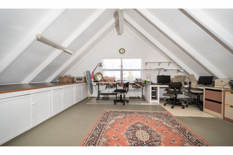 Photo of property in 18 Woodhouse Place, West Harbour, Auckland, 0618