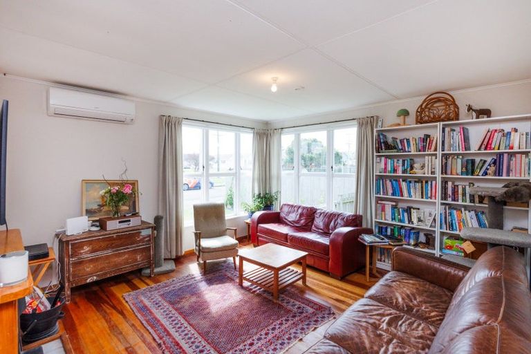 Photo of property in 7 Taumaihi Street, Bulls, 4818