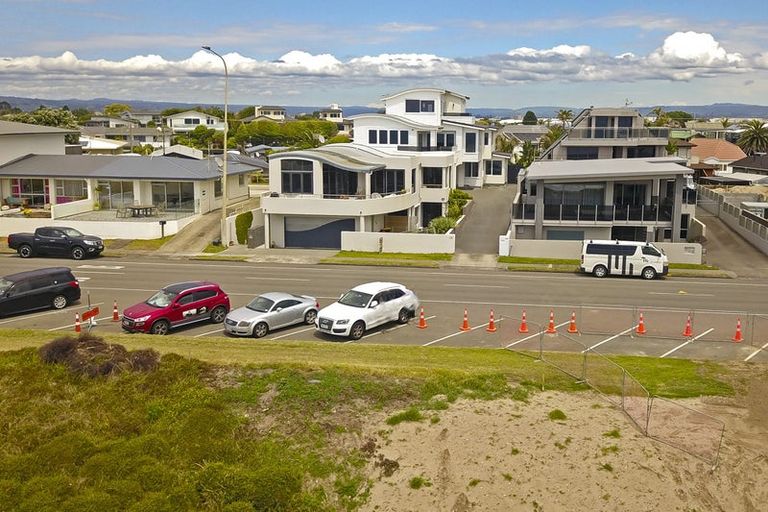 Photo of property in 1/203 Marine Parade, Mount Maunganui, 3116