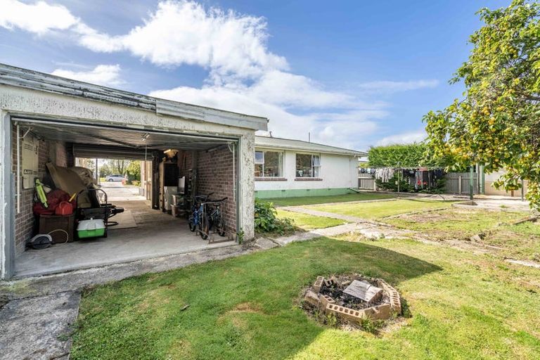 Photo of property in 65 Robertson Street, Gore, 9710