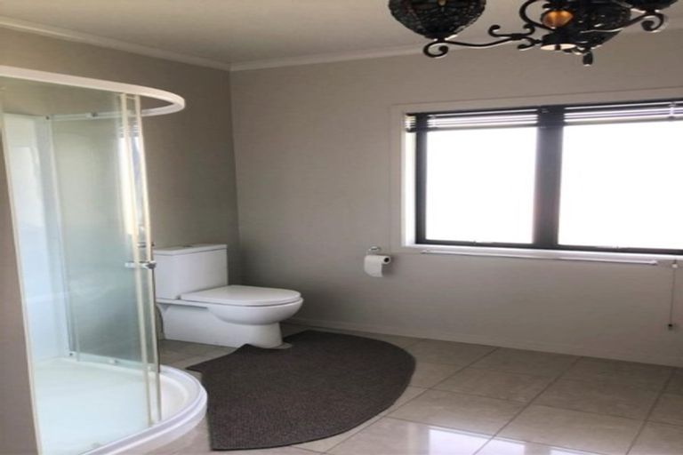 Photo of property in 8 Kilsby Place, Levin, 5510