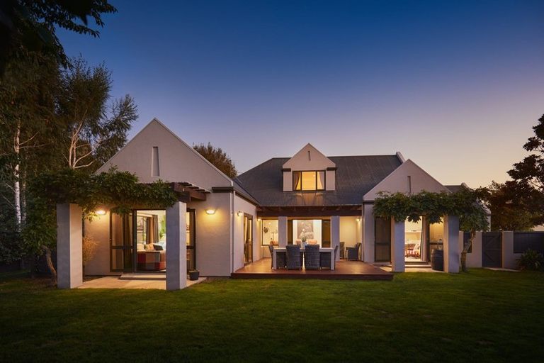 Photo of property in 12 Cherrywood Park, Springlands, Blenheim, 7201