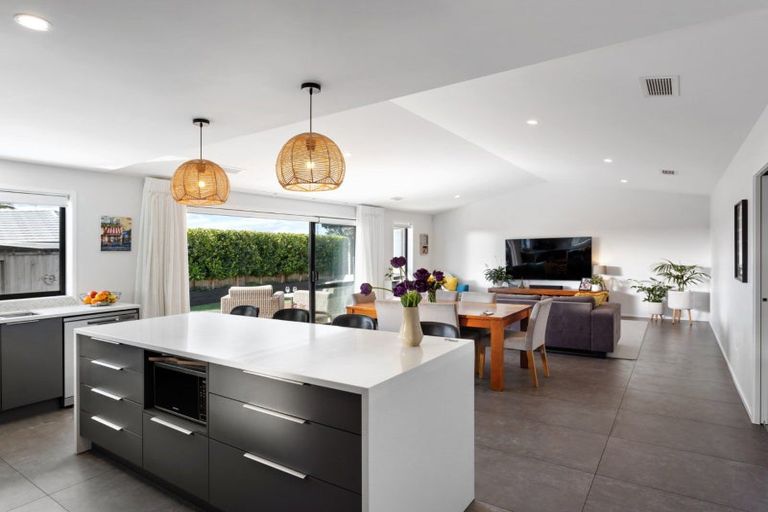 Photo of property in 7 Cotula Way, Papamoa Beach, Papamoa, 3118