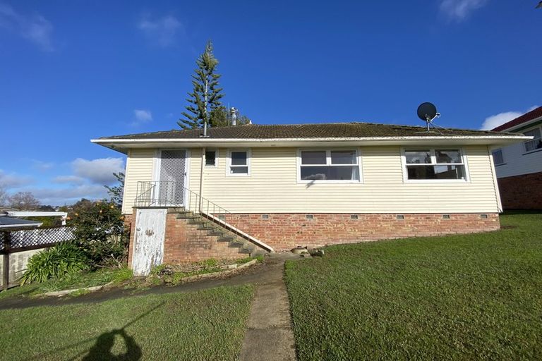 Photo of property in 61 Blakeborough Drive, Forrest Hill, Auckland, 0620