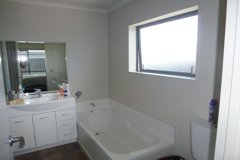 Photo of property in 4 Briar Crescent, Alexandra, 9320