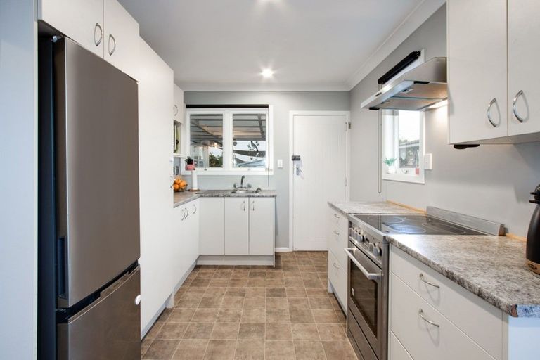 Photo of property in 135 Riverbend Road, Onekawa, Napier, 4110