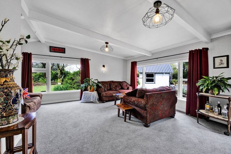 Photo of property in 279 Manutahi Road, Lepperton, New Plymouth, 4372
