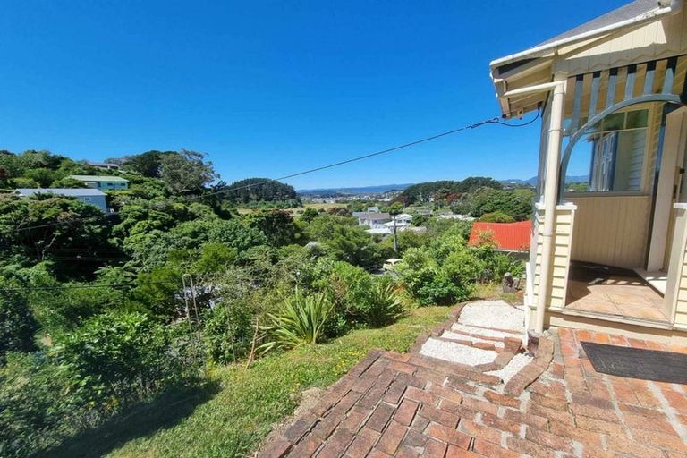 Photo of property in 9 Balfour Street, Mornington, Wellington, 6021