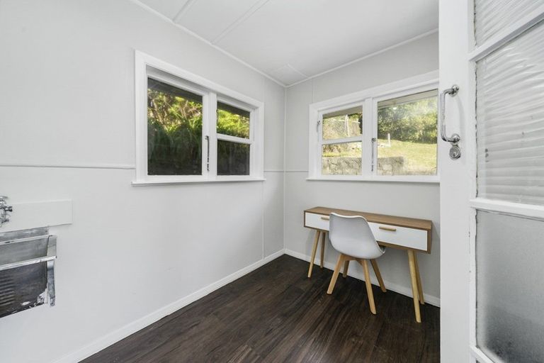 Photo of property in 20 Bledisloe Crescent, Wainuiomata, Lower Hutt, 5014