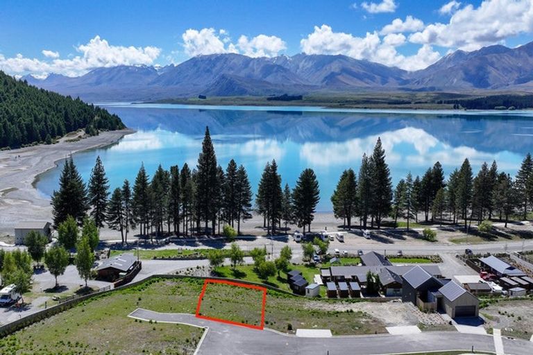 Photo of property in 12 Petes Place, Lake Tekapo, 7999