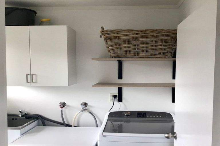 Photo of property in 94 Lincoln Street, Ashhurst, 4810