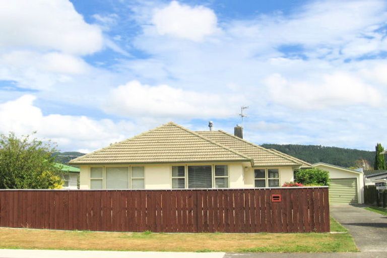 Photo of property in 23 Kiwi Street, Heretaunga, Upper Hutt, 5018