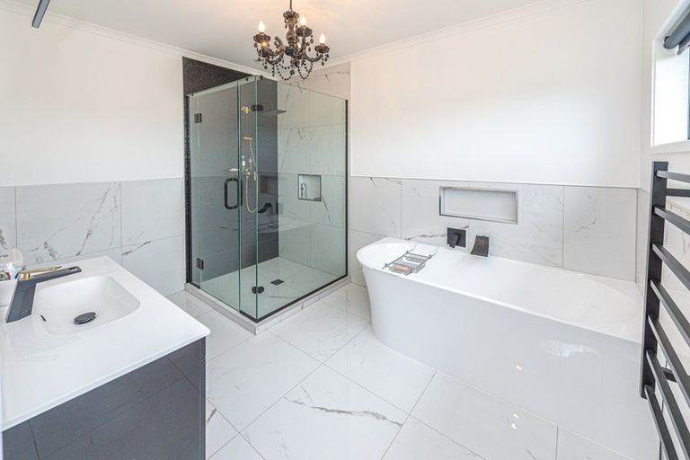 Photo of property in 34 Golf Vue Place, Castlecliff, Whanganui, 4501