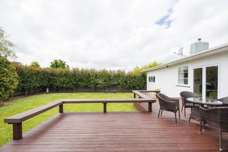 Photo of property in 9 Parata Street, Hokowhitu, Palmerston North, 4410