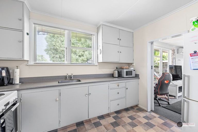 Photo of property in 30a Benge Crescent, Clouston Park, Upper Hutt, 5018