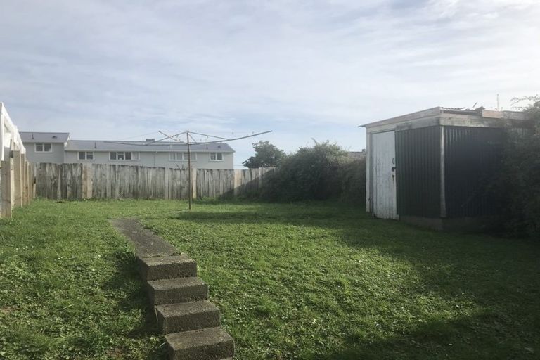 Photo of property in 24-30 Cheshire Street, Cannons Creek, Porirua, 5024