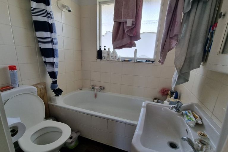 Photo of property in 1/11 Longfellow Street, Sydenham, Christchurch, 8023