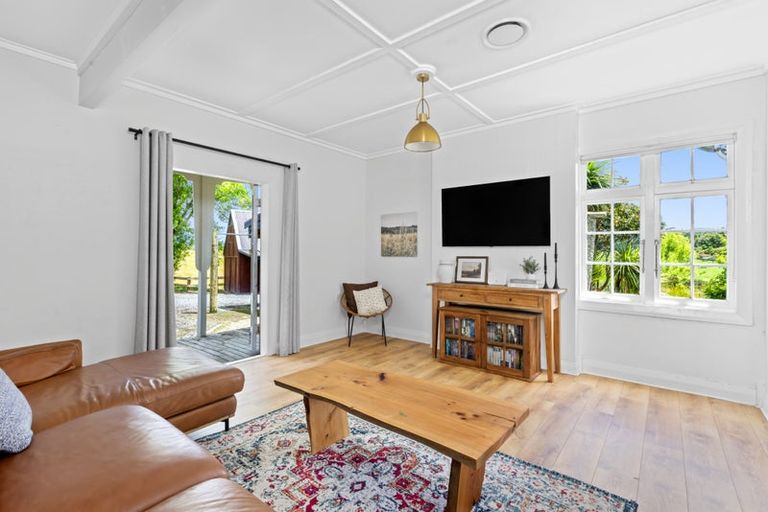 Photo of property in 310 Waiteitei Road, Wellsford, 0974