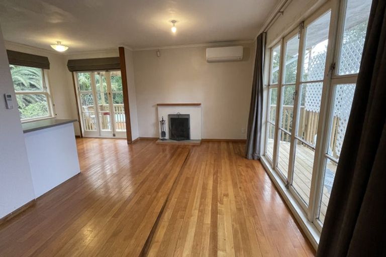 Photo of property in 26 Glen Marine Parade, Glendene, Auckland, 0602