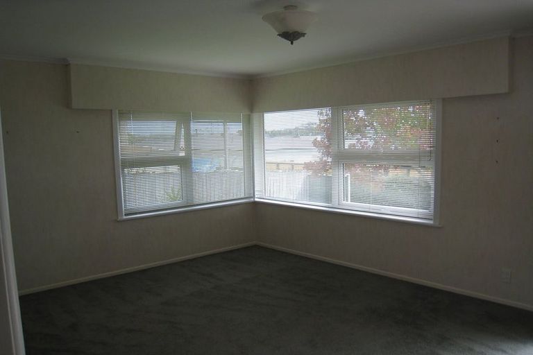 Photo of property in 1/14a Fenwick Avenue, Milford, Auckland, 0620