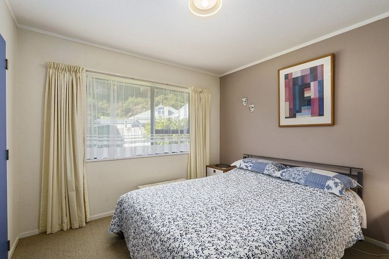 Photo of property in 79 Elizabeth Street, Waikanae, 5036