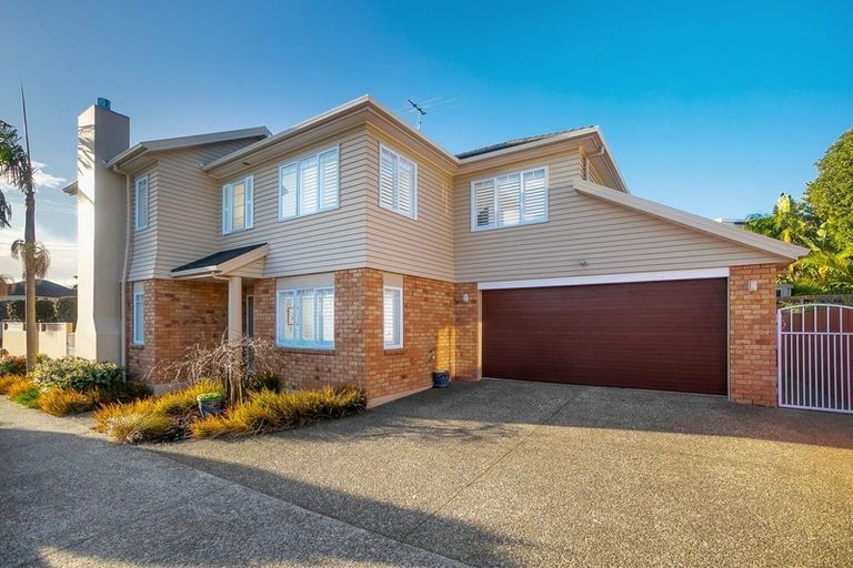 Photo of property in 10a Raymond Street, Point Chevalier, Auckland, 1022