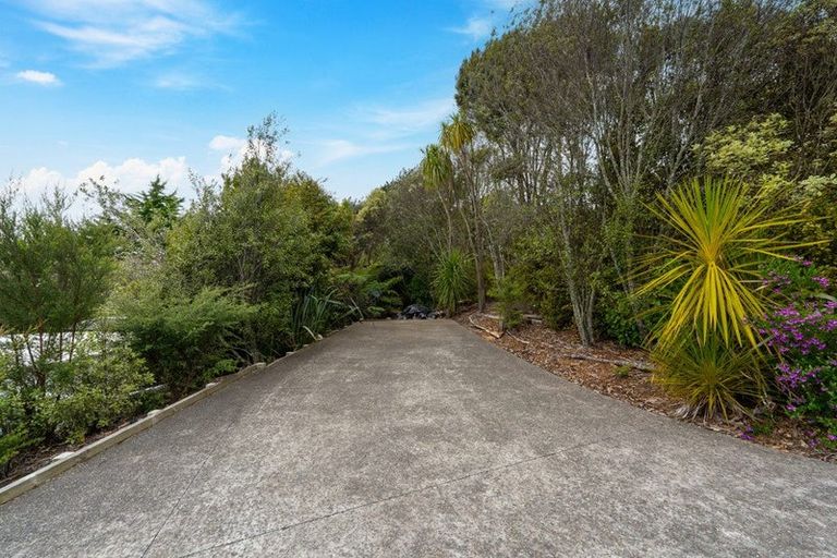 Photo of property in 40 Lonely Track Road, Redvale, Auckland, 0632