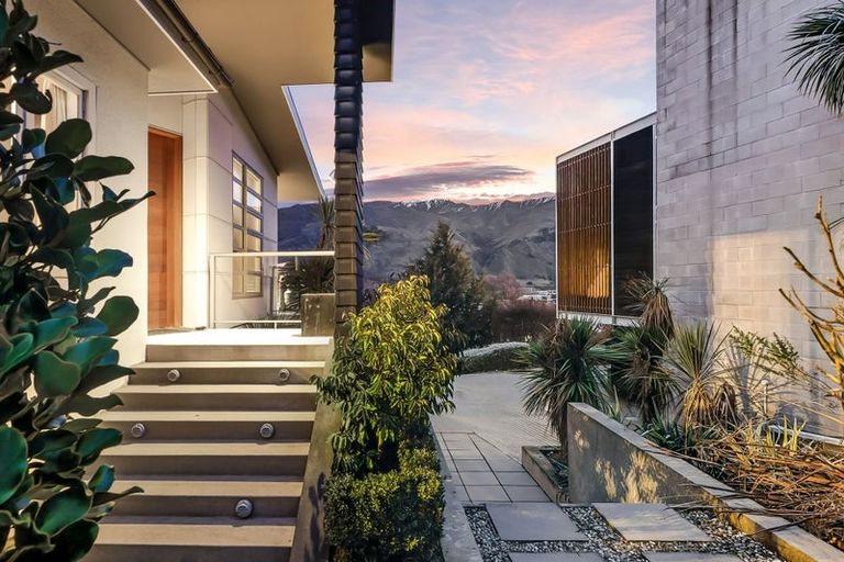 Photo of property in 169 Plantation Road, Wanaka, 9305