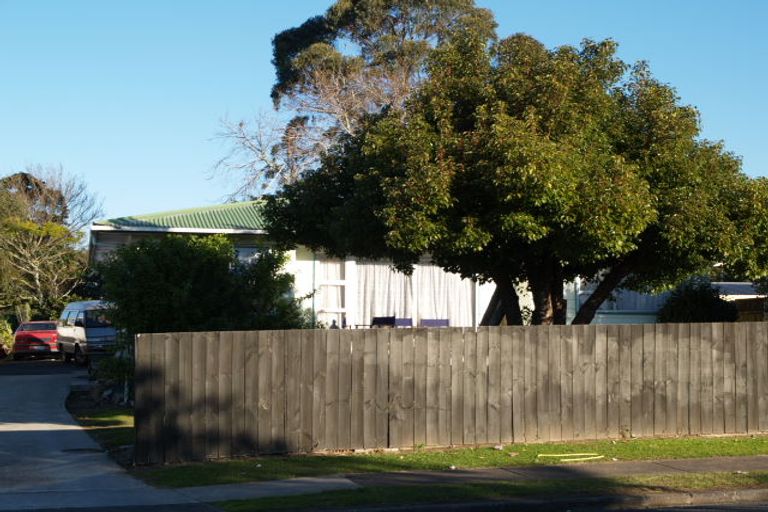 Photo of property in 53 Mckinstry Avenue, Mangere East, Auckland, 2024