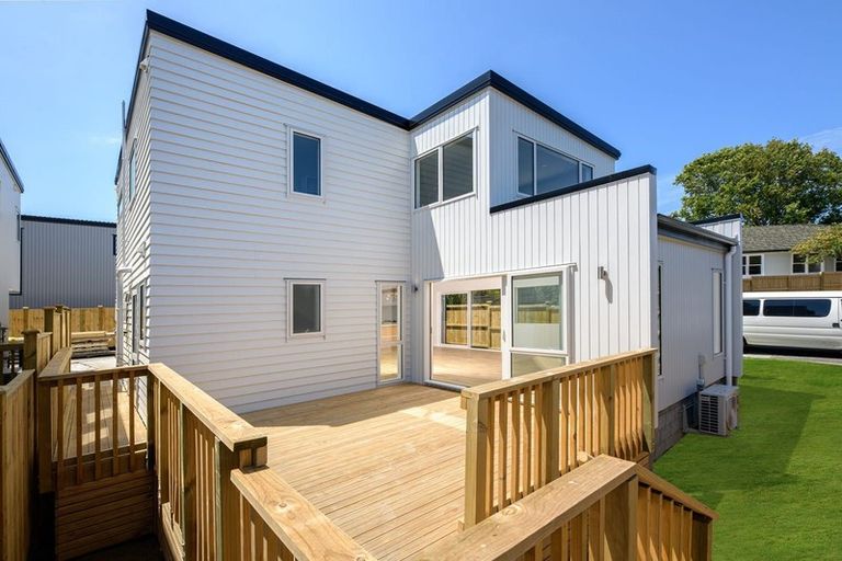 Photo of property in 3a Tui Street, Belmont, Auckland, 0622