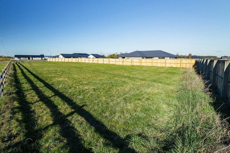 Photo of property in 44 Kingsdowne Drive, West Melton, 7618