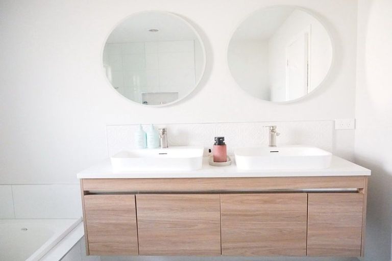 Photo of property in 15 Manor Place, Bryndwr, Christchurch, 8053