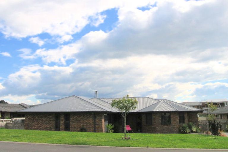 Photo of property in 45 Acornia Close, Ohauiti, Tauranga, 3112