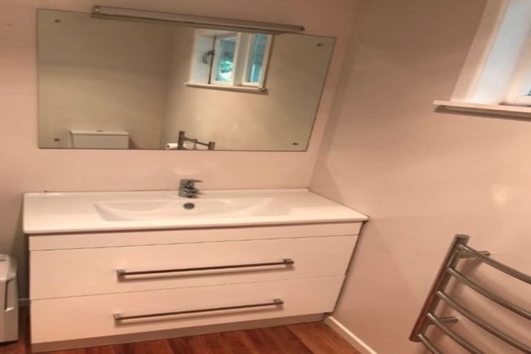 Photo of property in 20 Bridge Road, Birchville, Upper Hutt, 5018