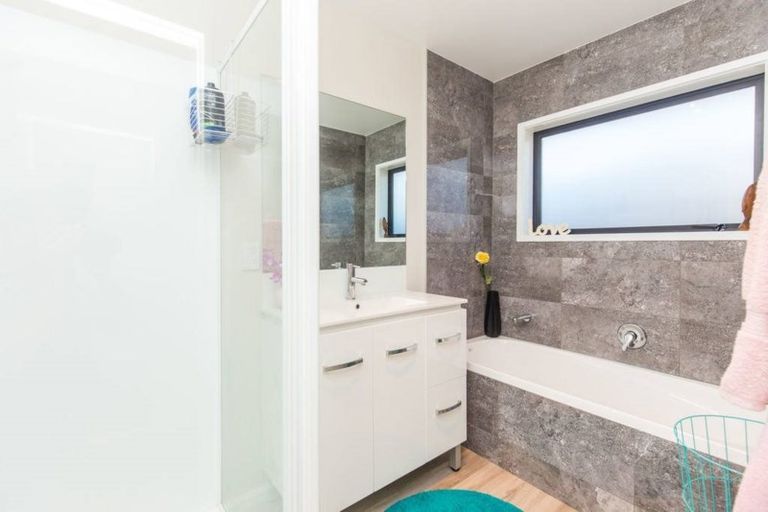 Photo of property in 14 Mataoho Lane, Mangere East, Auckland, 2024