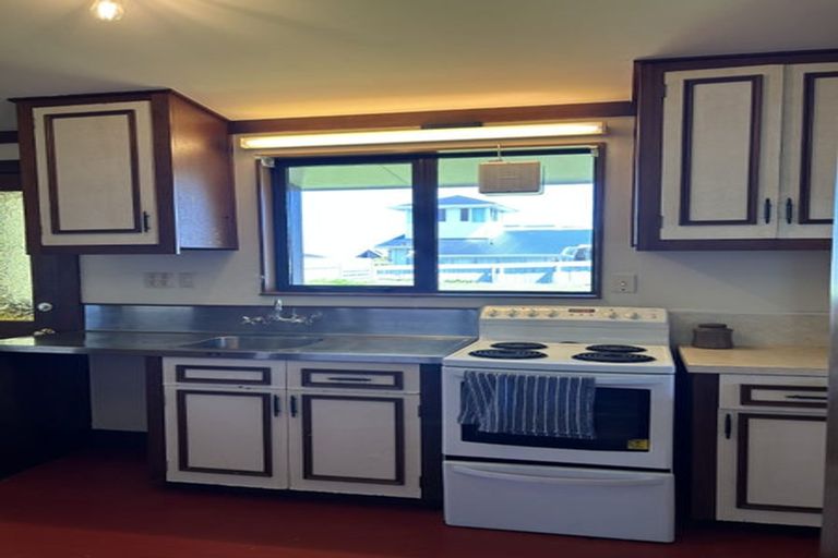 Photo of property in 165 Mitchell Street, Brooklyn, Wellington, 6021