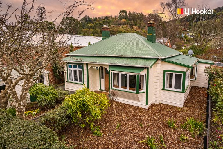 Photo of property in 355 North Road, North East Valley, Dunedin, 9010