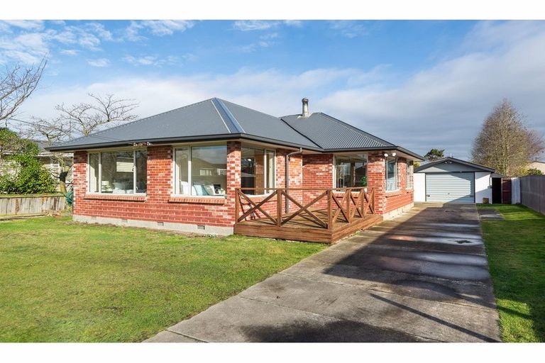 Photo of property in 410 Breezes Road, Aranui, Christchurch, 8061