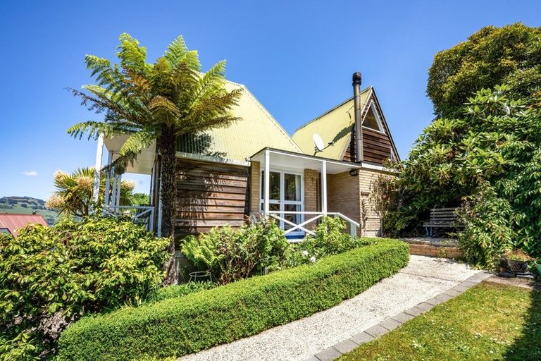 Photo of property in 9 Tui Street, Saint Leonards, Dunedin, 9022